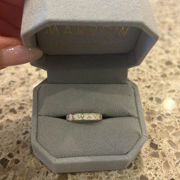 Marrow Fine jewelry 14k yellow gold white enamel size 6 always ring - Picture 4 of 9